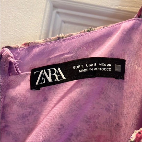NWOT Zara Floral Ruched Pink Dress - Picture 3 of 10